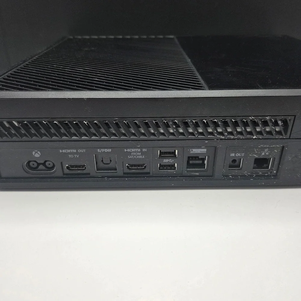 Microsoft Xbox One Console Model 1540 500GB Black Bundle Tested